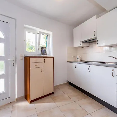 Apartment Oleander Kricin Baska (Krk)